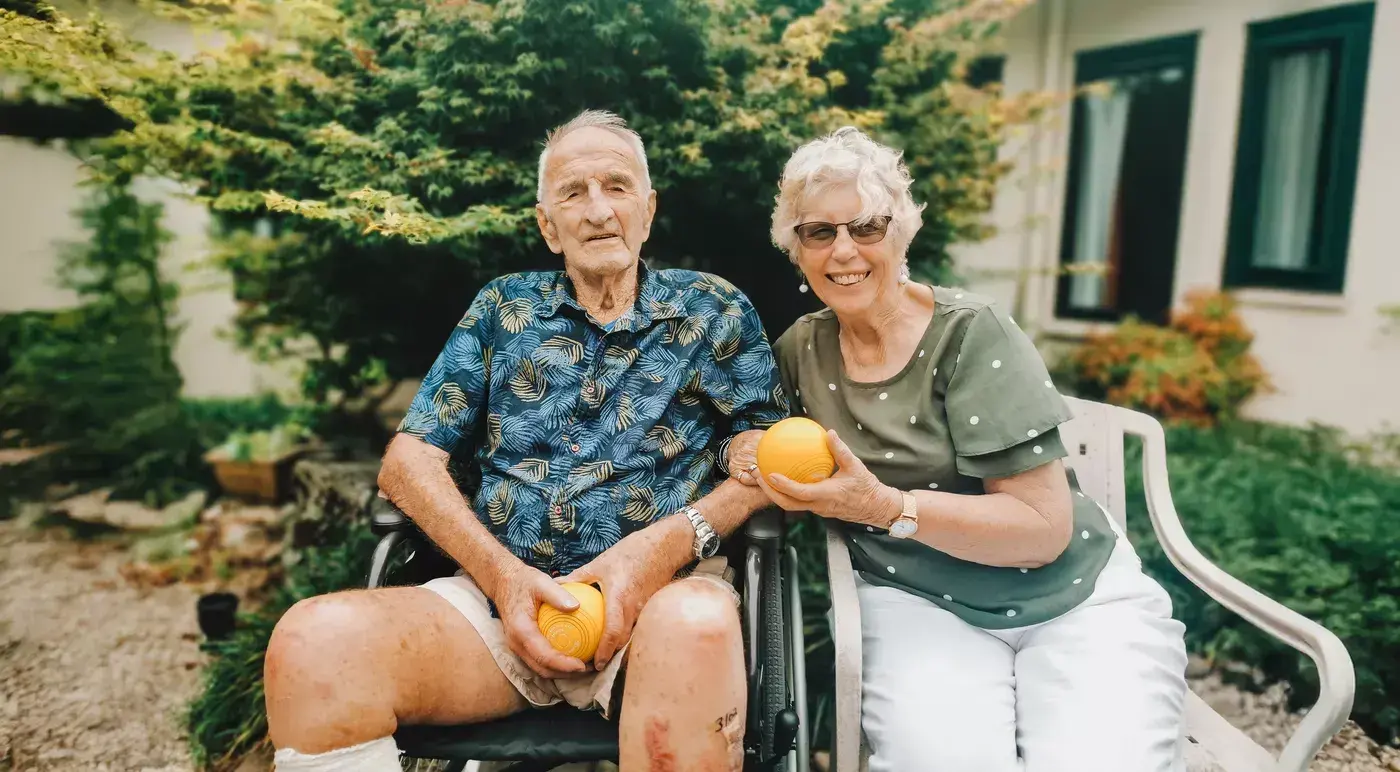 From draw shot to love shot: indoor bowls sparked retirement romance